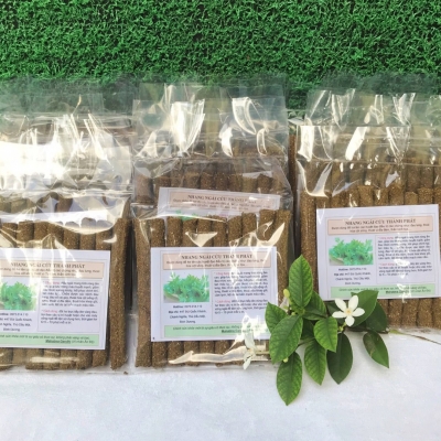 Nhang ngải cứu thơm dịu, giúp thông kinh mạch